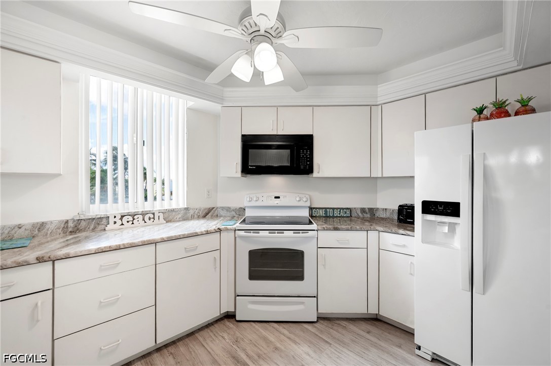 2 Bed Condominium for Sale in Fort Myers Beach, photo 7