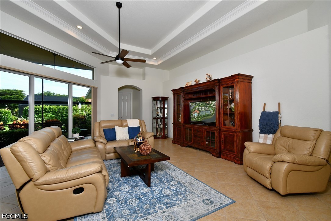 3 Bed SingleFamilyResidence for Sale in Estero, photo 7