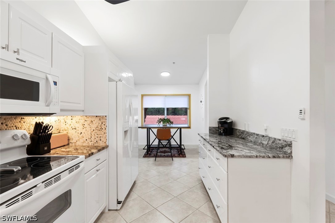 2 Bed Condominium for Sale in Naples, photo 7