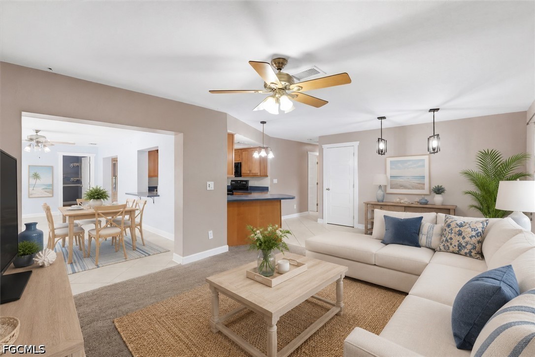 3 Bed Waterfront Home for Sale in Fort Myers, photo 7