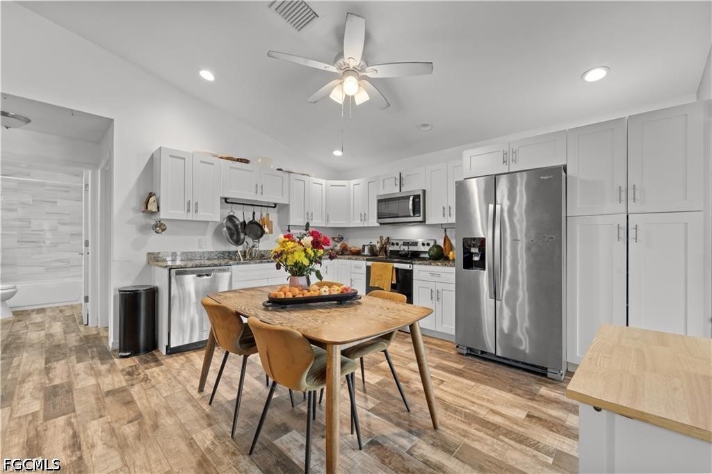 3 Bed SingleFamilyResidence for Sale in Punta Gorda, photo 7