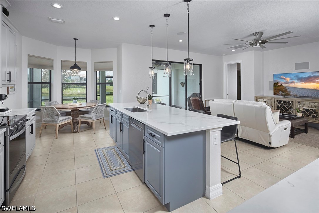 5 Bed Waterfront Home for Sale in Riverstone, photo 7