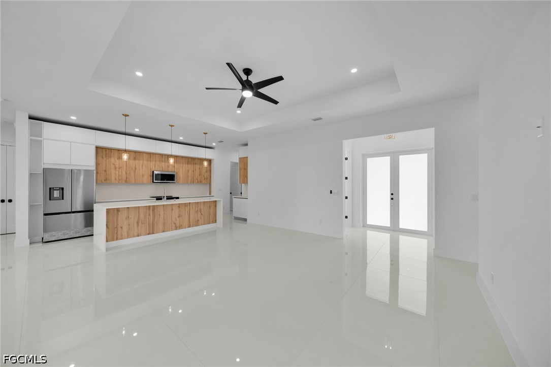 3 Bed Waterfront Home for Sale in Cape Coral, photo 7