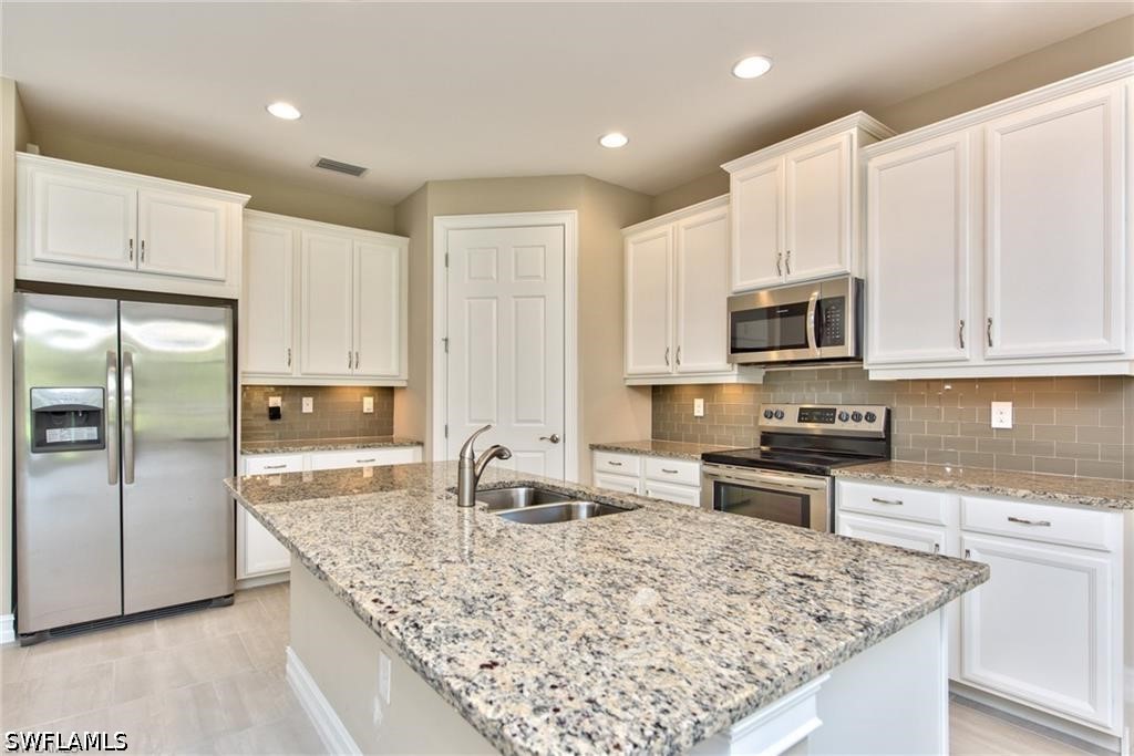 4 Bed SingleFamilyResidence for Sale in Naples, photo 7