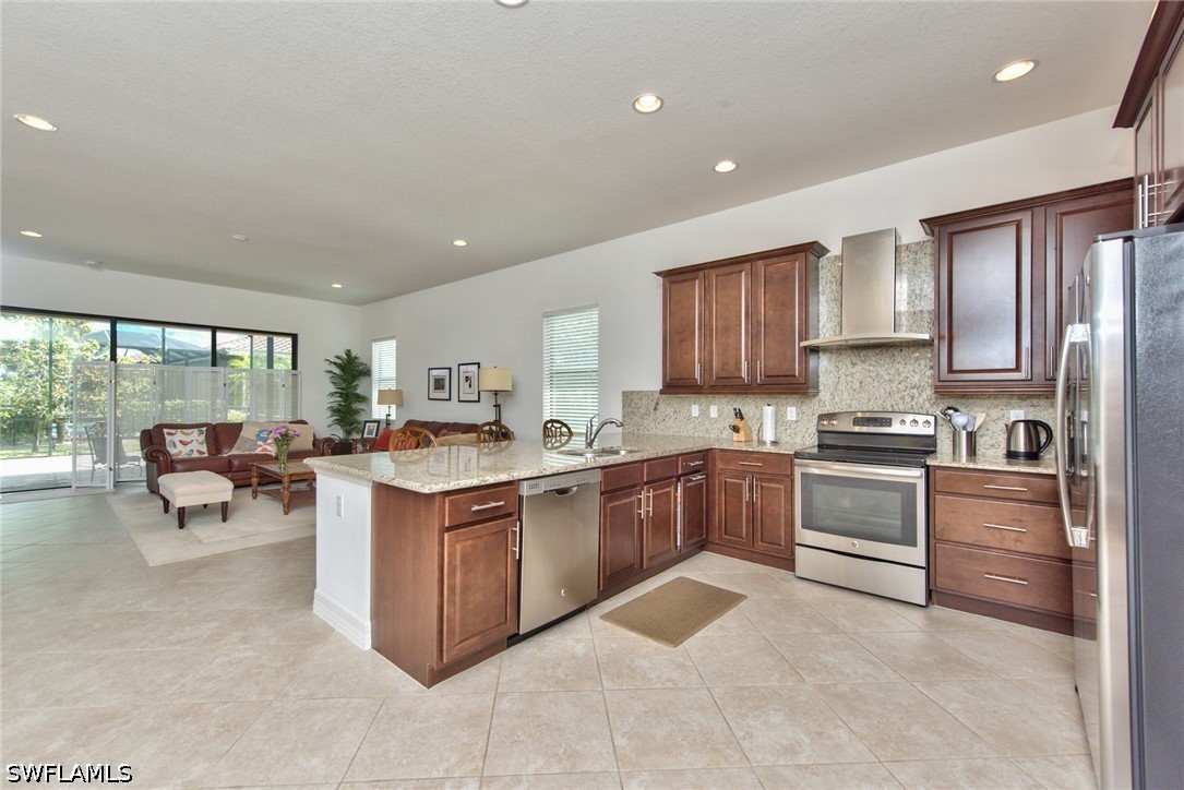 3 Bed SingleFamilyResidence for Sale in Naples, photo 7