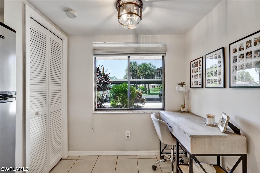 2 Bed Waterfront Home for Sale in Naples, photo 7
