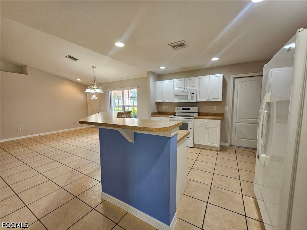 3 Bed SingleFamilyResidence for Sale in Lehigh Acres, photo 7