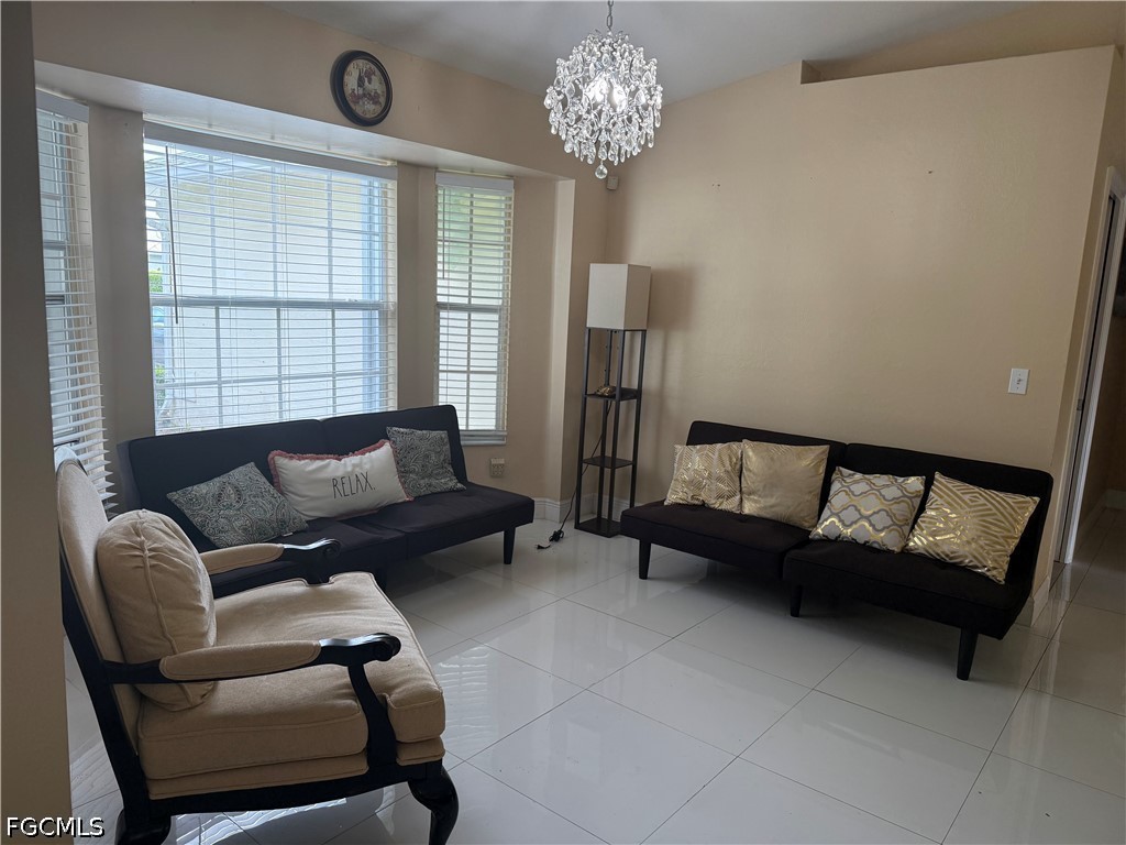 2 Bed Waterfront Home for Sale in Cape Coral, photo 7