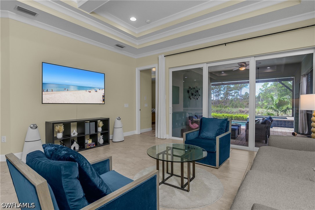 3 Bed Pool Home for Sale in Naples, photo 7