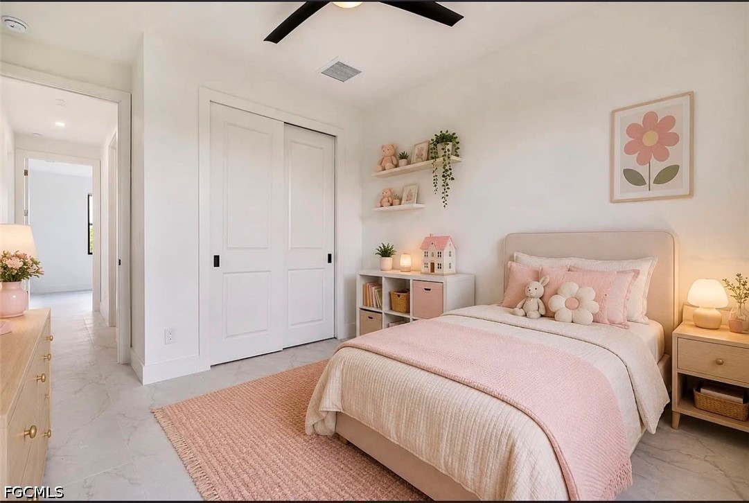 3 Bed SingleFamilyResidence for Sale in Greenbriar, photo 7