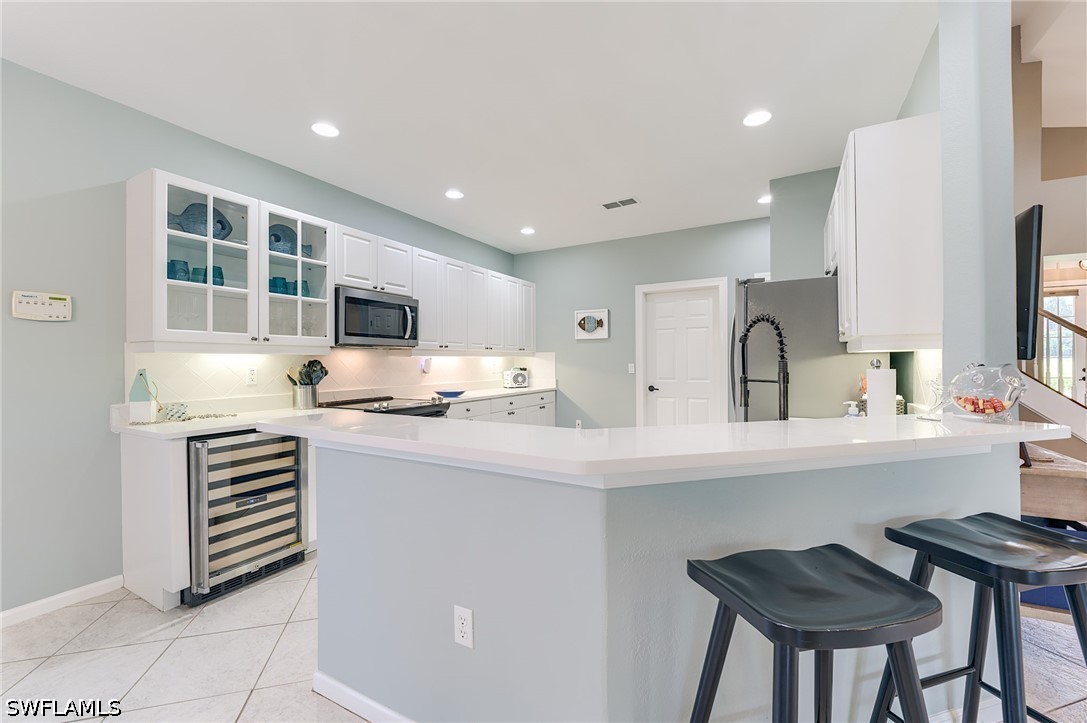 3 Bed Pool Home for Sale in Oak Strand, photo 7