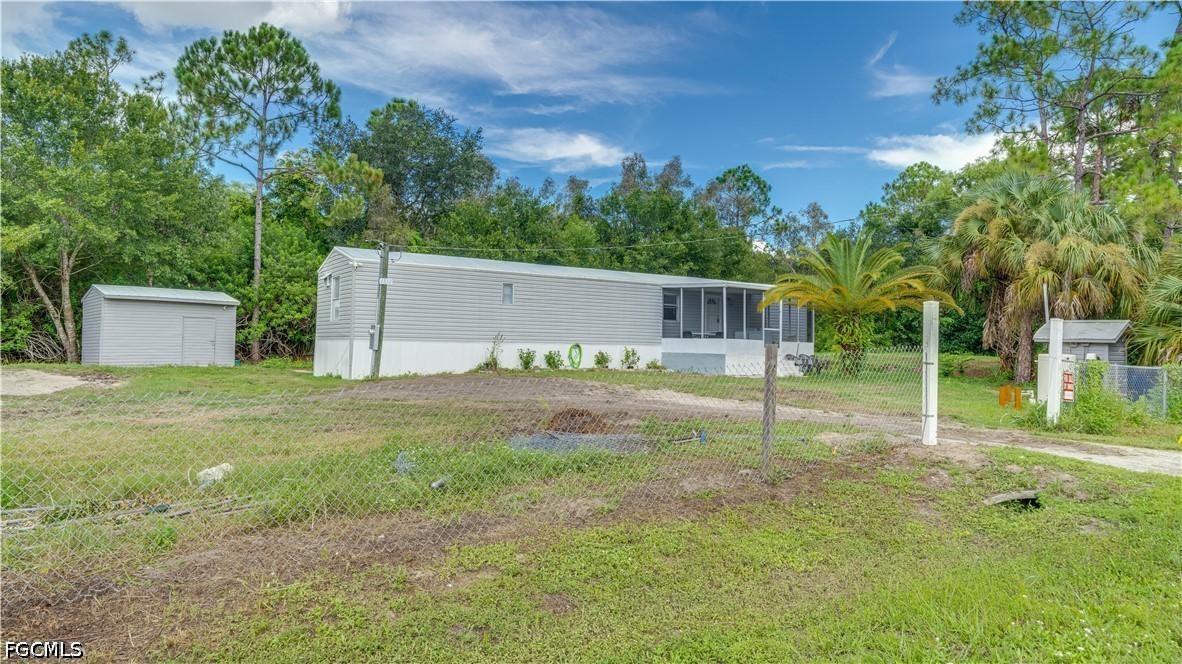 2 Bed ManufacturedHome for Sale in North Fort Myers, photo 7