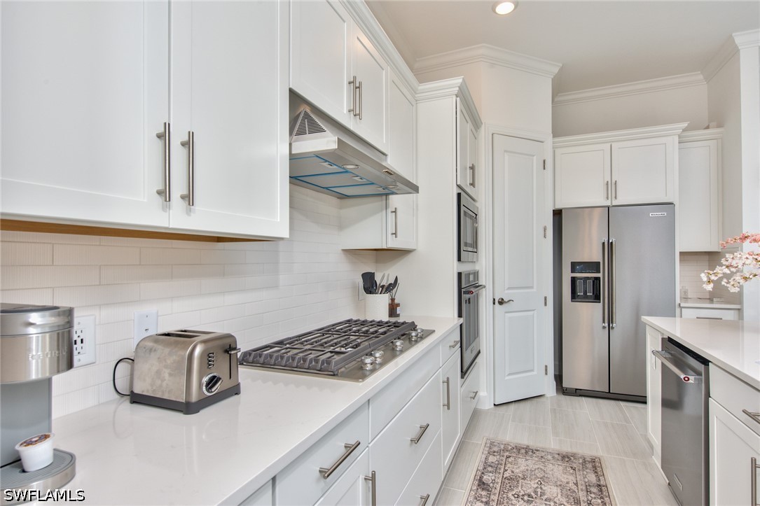 3 Bed Pool Home for Sale in Naples, photo 7