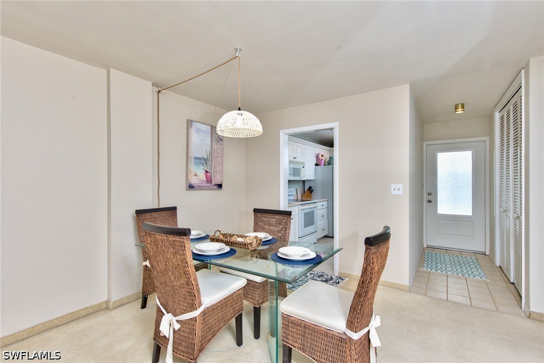 2 Bed Waterfront Home for Sale in Naples, photo 7