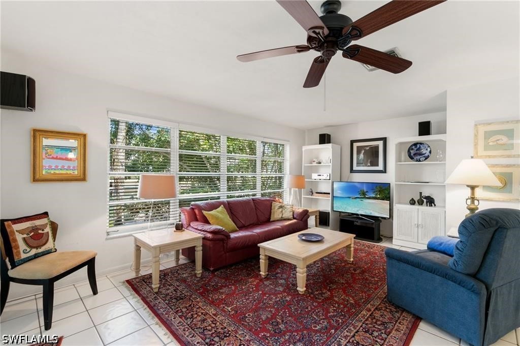 2 Bed Waterfront Home for Sale in Marco Beach, photo 7