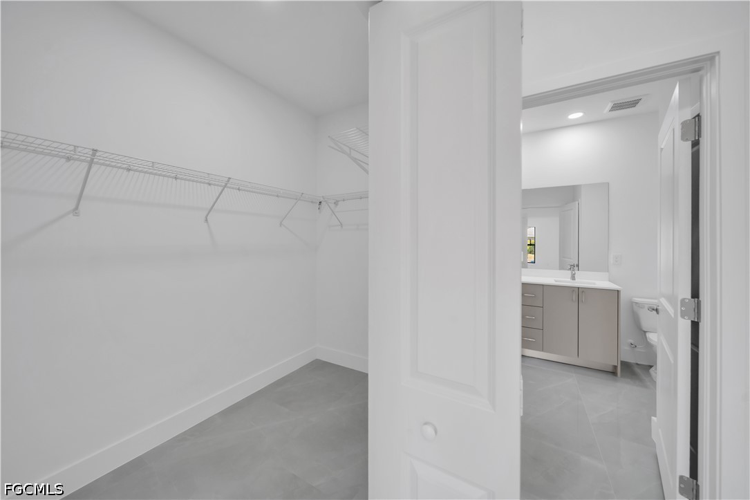 4 Bed SingleFamilyResidence for Sale in Lehigh Acres, photo 7