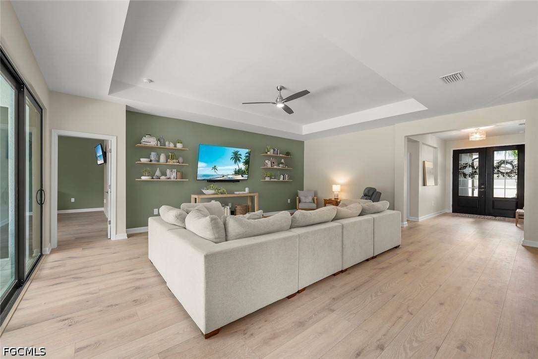 3 Bed SingleFamilyResidence for Sale in Estero, photo 7