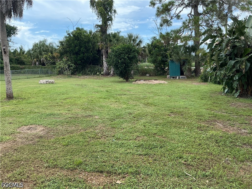 2 Bed SingleFamilyResidence for Sale in Estero, photo 7