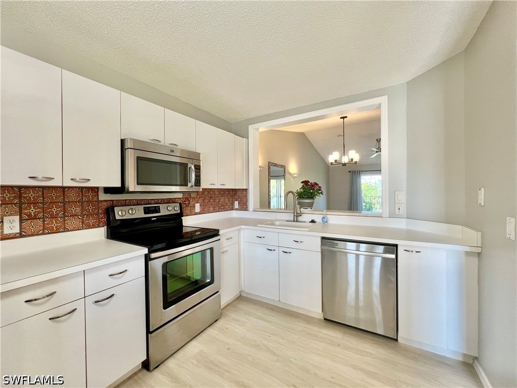 2 Bed Condominium for Sale in Naples, photo 7
