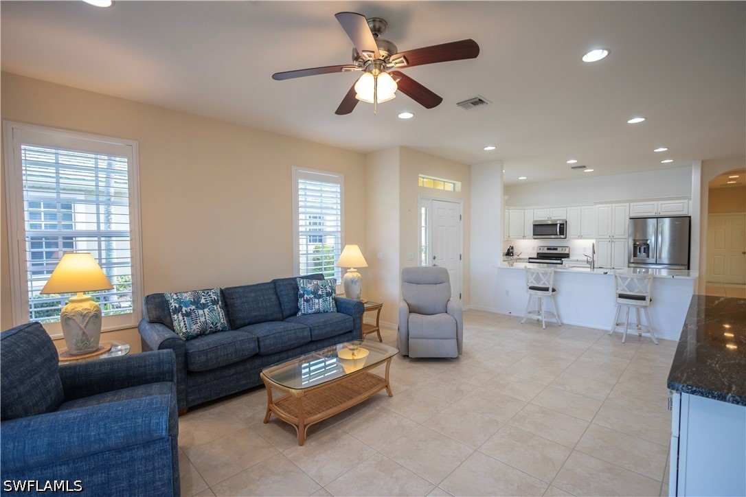 2 Bed Waterfront Home for Sale in Fort Myers, photo 7