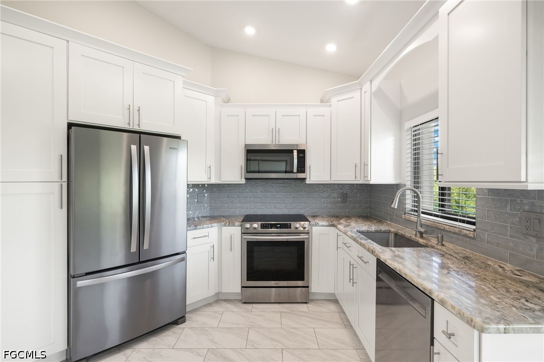 3 Bed Attached for Sale in Fort Myers, photo 7