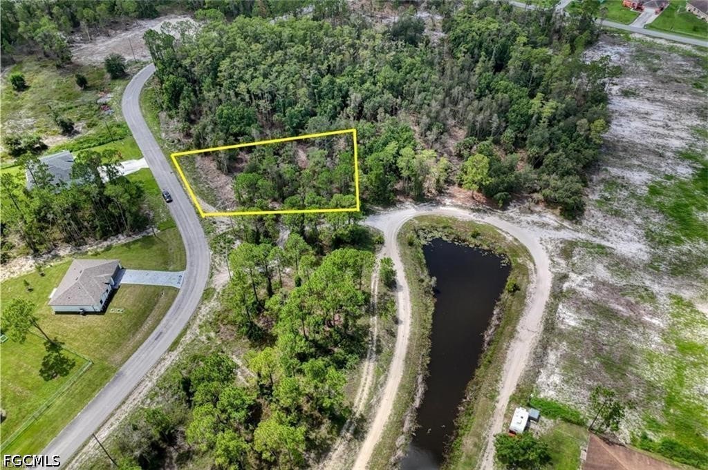 Residential for Sale in Mirror Lakes, photo 7
