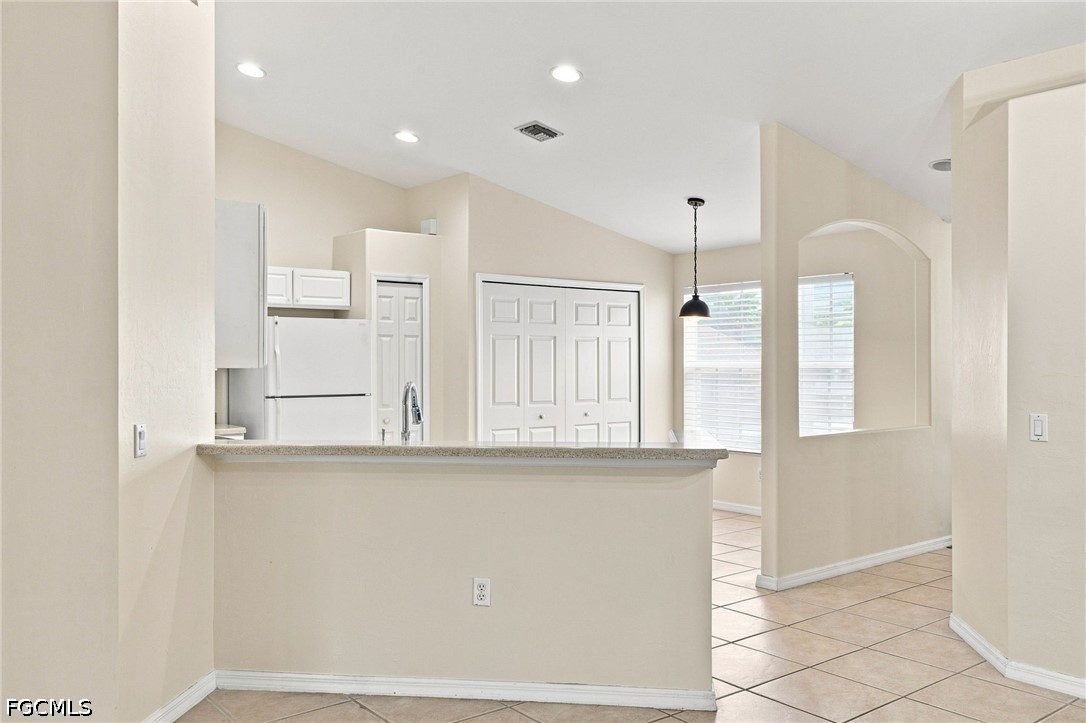 2 Bed Waterfront Home for Sale in Fort Myers, photo 7