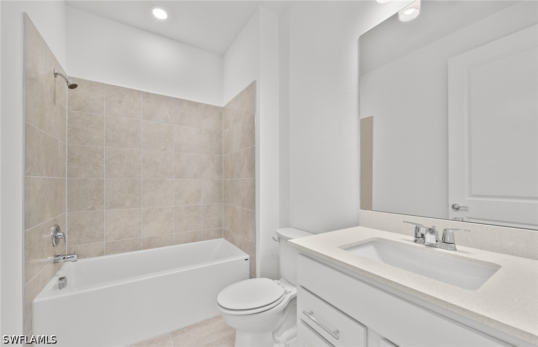 3 Bed Waterfront Home for Sale in Verde, photo 7