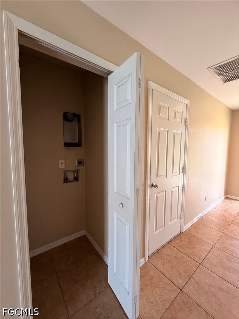 2 Bed Duplex for Sale in Lehigh Estates, photo 7
