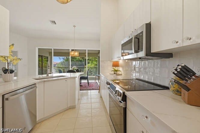3 Bed Waterfront Home for Sale in Naples, photo 7