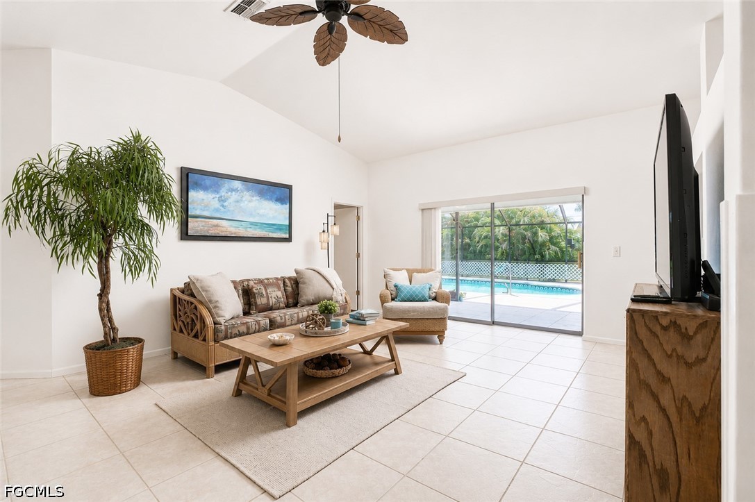 3 Bed Pool Home for Sale in Cape Coral, photo 7