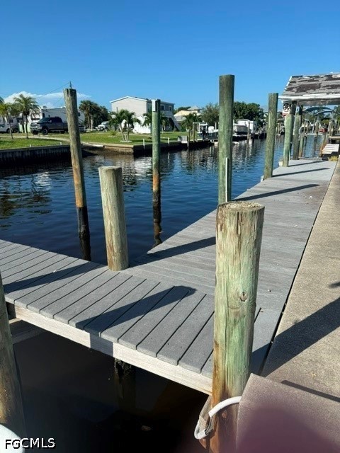 Waterfront Home for Sale in Pine Island, photo 7
