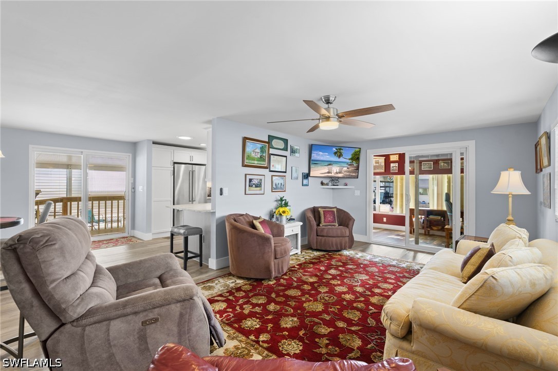 2 Bed ManufacturedHome for Sale in Naples, photo 7
