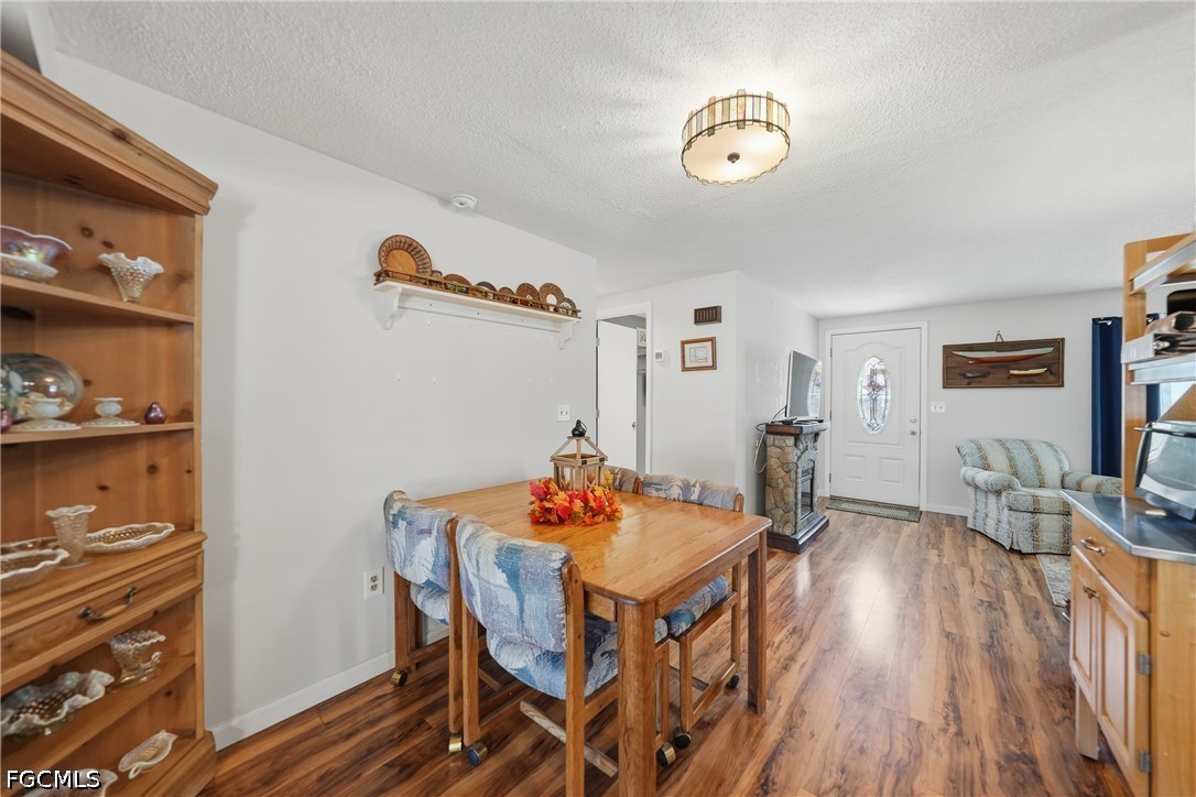 2 Bed Waterfront Home for Sale in Port Charlotte, photo 7