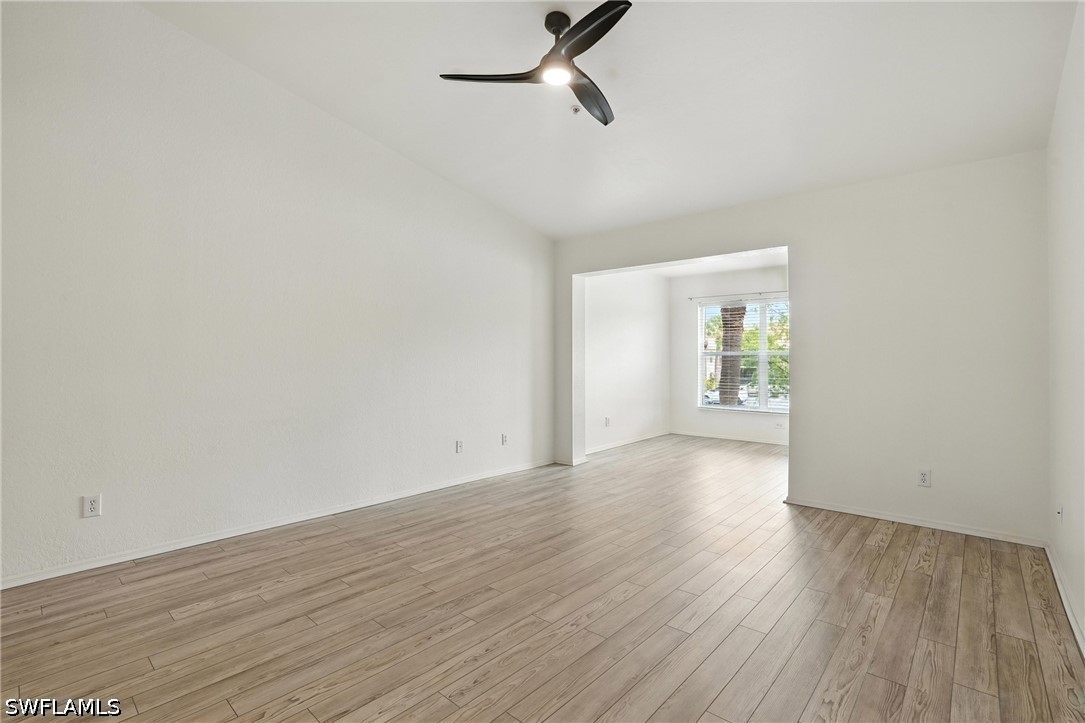 1 Bed Condominium for Sale in Naples, photo 7