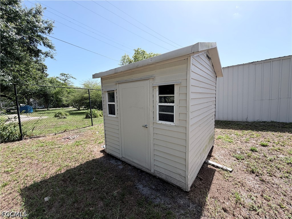 Office for Sale in Fort Myers, photo 7