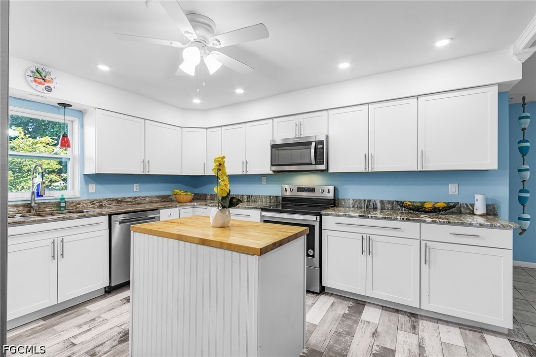 5 Bed Pool Home for Sale in Cape Coral, photo 7