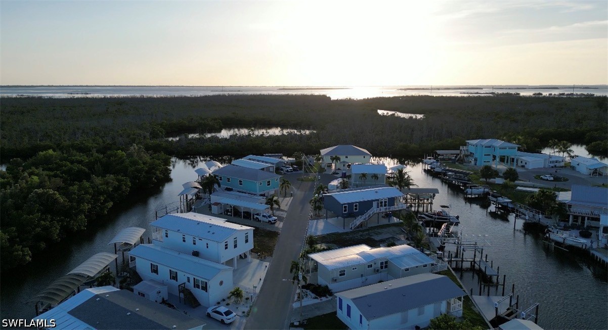Waterfront Home for Sale in Cherry Estates, photo 7