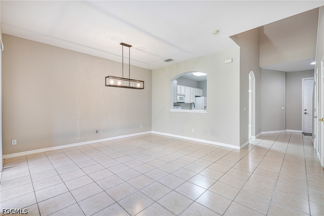 3 Bed Townhouse for Sale in Heatherstone, photo 7