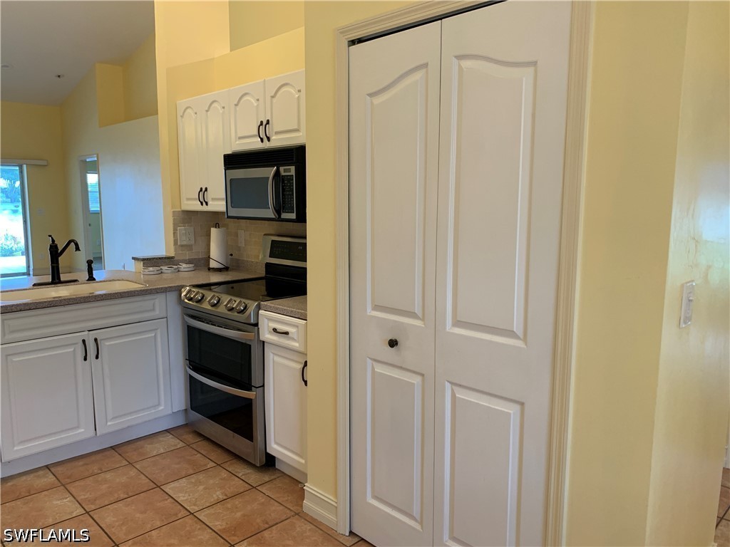 3 Bed Waterfront Home for Sale in Naples, photo 7