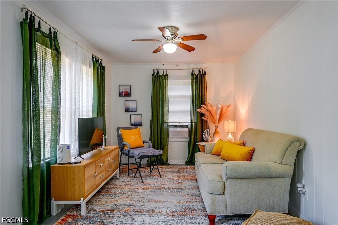2 Bed SingleFamilyResidence for Sale in Heitmans, photo 7