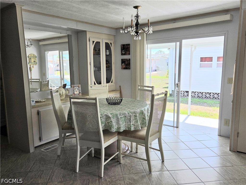 2 Bed ManufacturedHome for Sale in North Fort Myers, photo 7