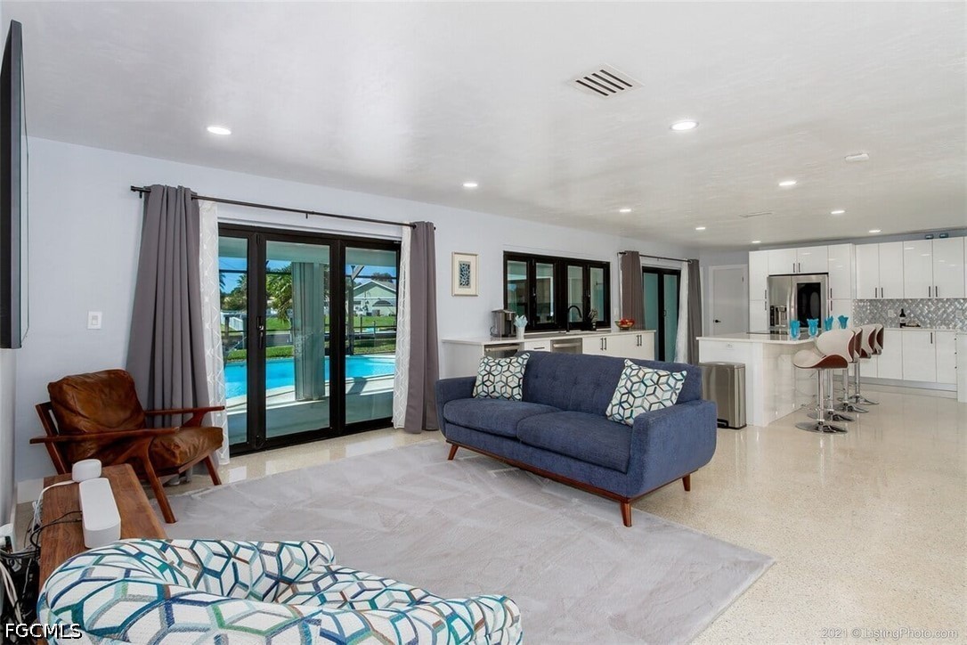 2 Bed Pool Home for Sale in Cape Coral, photo 7
