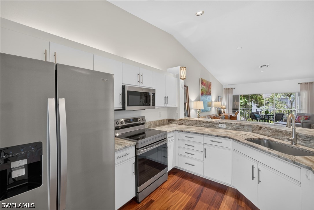 2 Bed Condominium for Sale in Barrington Club, photo 7