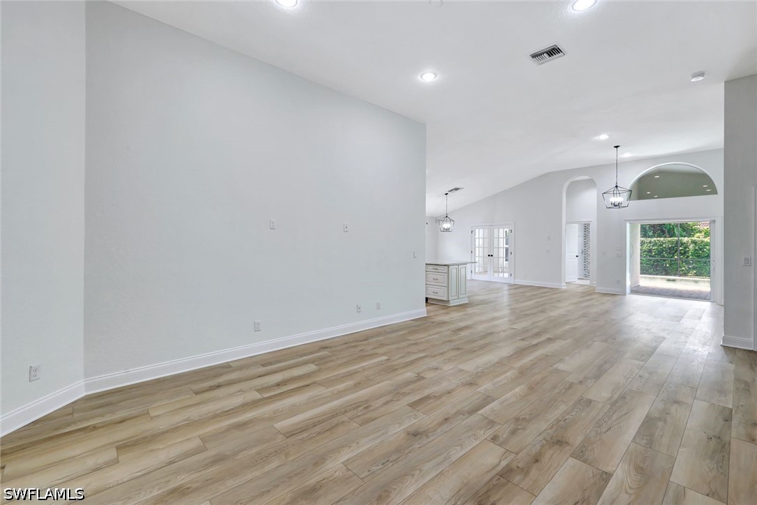 5 Bed Pool Home for Sale in Autumn Woods, photo 7