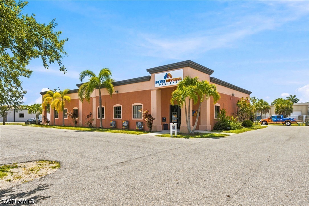 Office for Sale in Fort Myers, photo 7