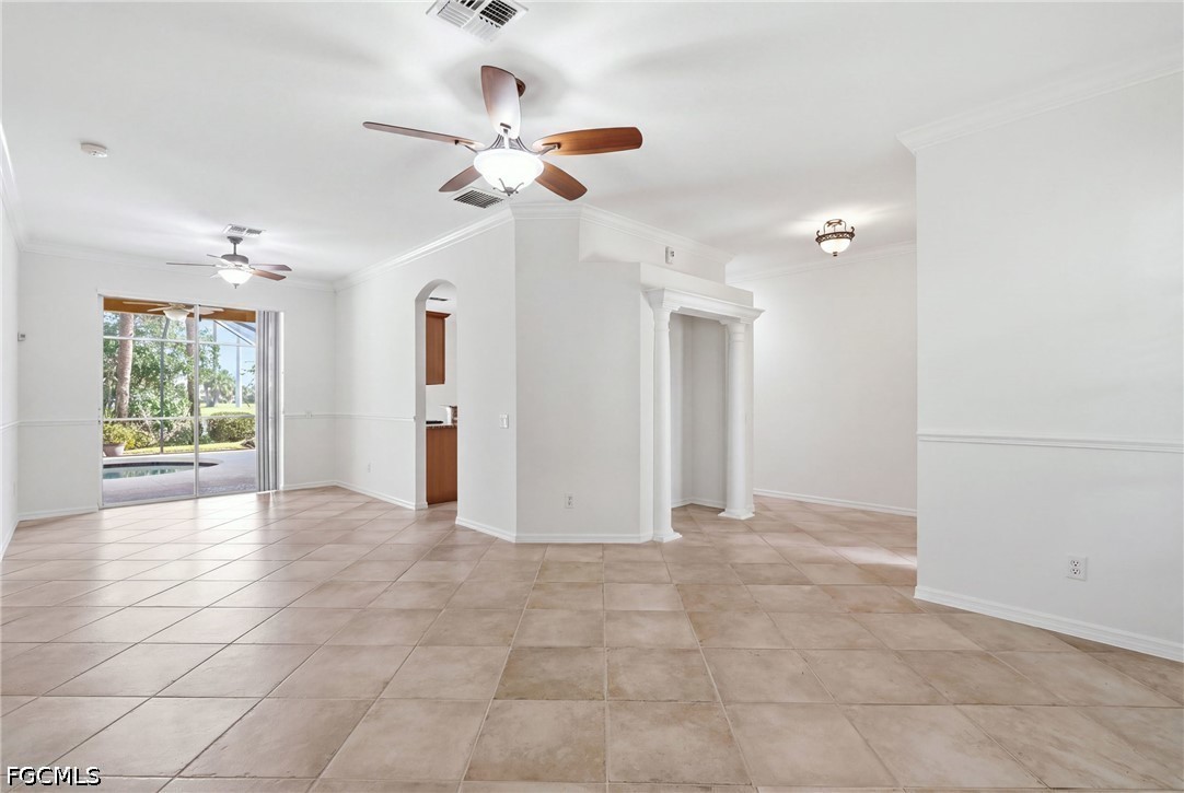 4 Bed Pool Home for Sale in Pinewood Lakes, photo 7