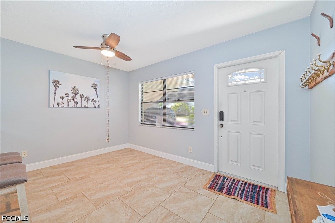 2 Bed Waterfront Home for Sale in Cape Coral, photo 7