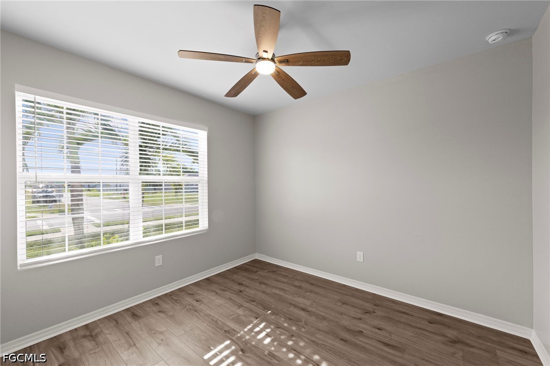 4 Bed SingleFamilyResidence for Sale in Cape Coral, photo 7