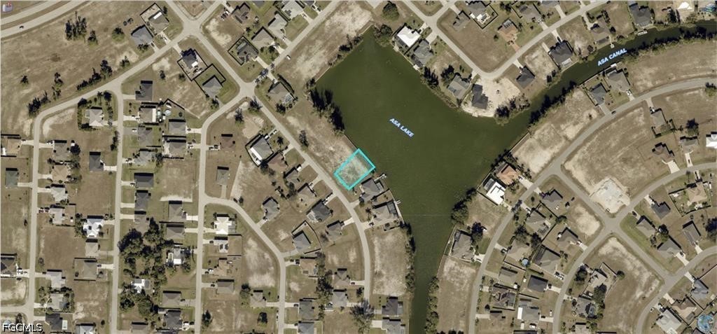 Waterfront Home for Sale in Cape Coral, photo 7